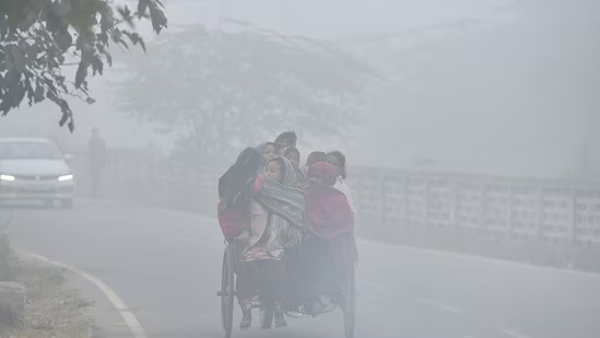 Dense fog blankets Delhi-NCR, low visibility delays flights, schools shut in Noida – India Today